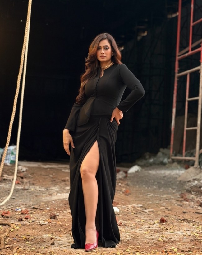 Shweta Tiwari-1-2-3-4-5-6