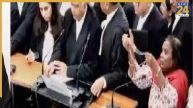 जब CJI के सामने महिला ने उतारा मंगलसूत्र, गिड़गिड़ाते हुए बोलीं- बच्चों के खाने के पैसे नहीं