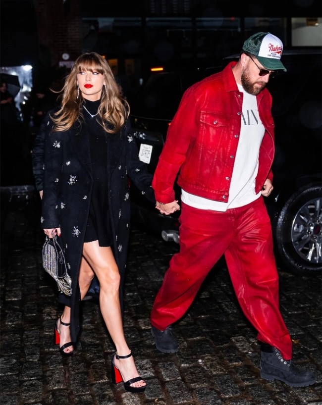 Taylor Swift, Travis Kelce-1-2-3-4-5-6