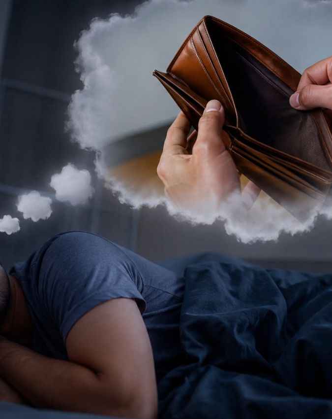 सपने में खाली पर्स देखना