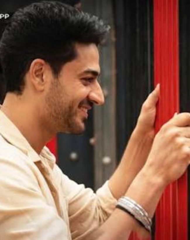 gaurav khanna in lock upp 2-1-2-3-4