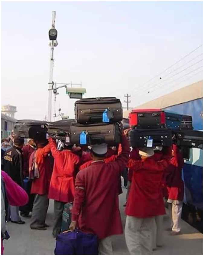 किस क्लास में कितना सामान ले जा सकते हैं फ्री?