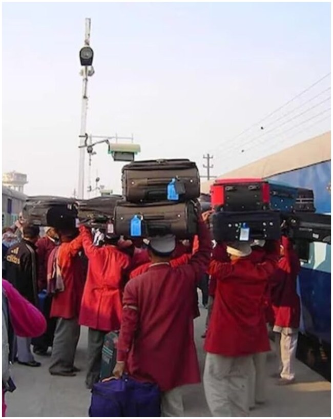train luggage-1-2-3