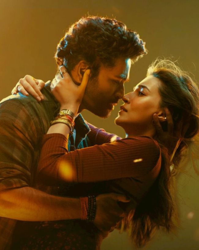 dhanush top 5 movies-1-2-3