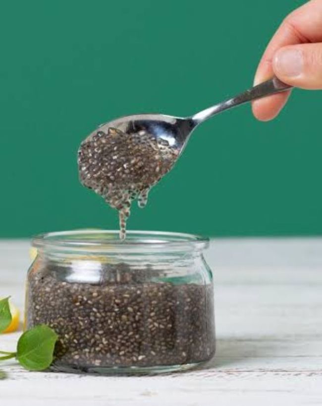 Chia Seeds Kaise Khaye-1-2