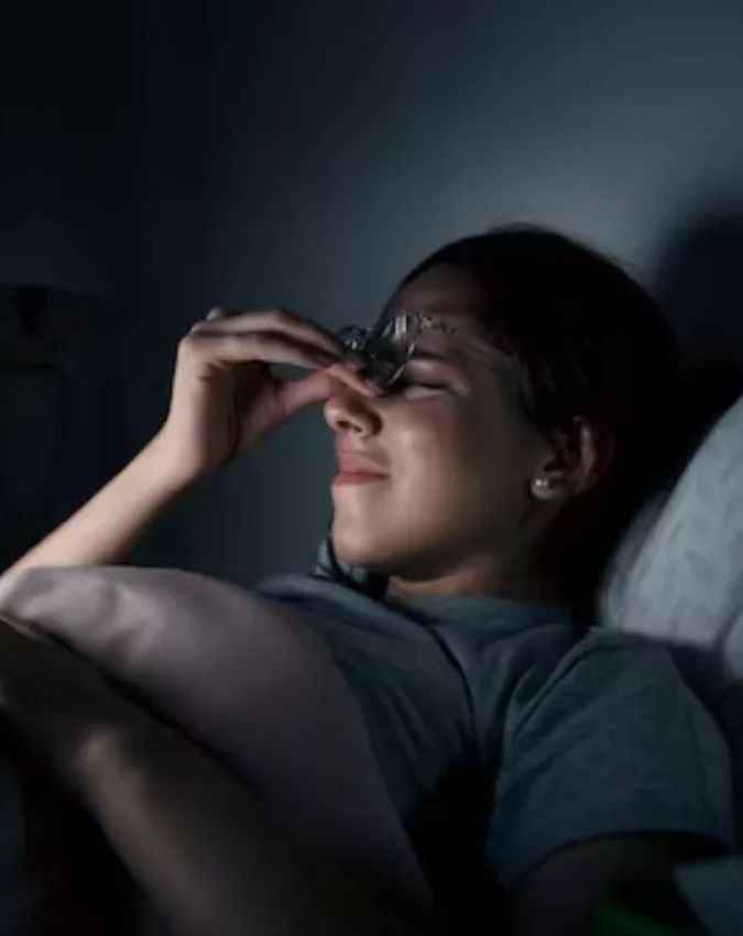 पूरी नींद न लेना