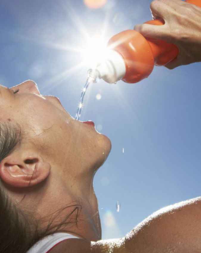 शरीर में पानी की कमी का संकेत