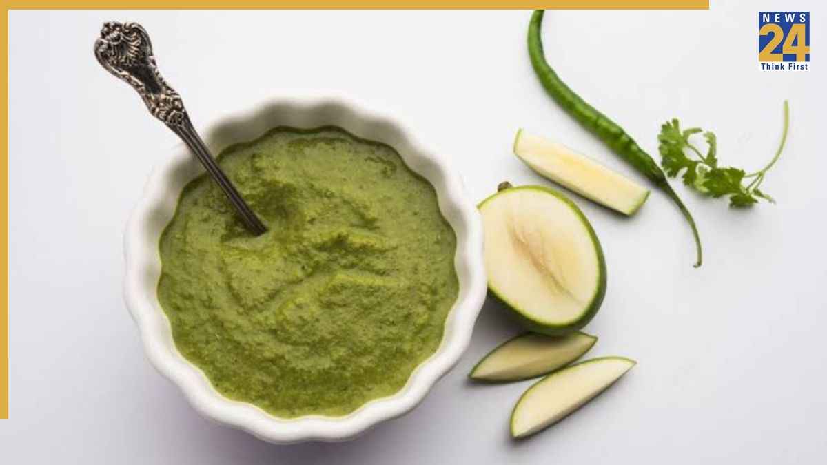 घर पर बनाएं खट्टी-मीठी कच्चे आम की चटनी, हर डिश के साथ आएगी पसंद