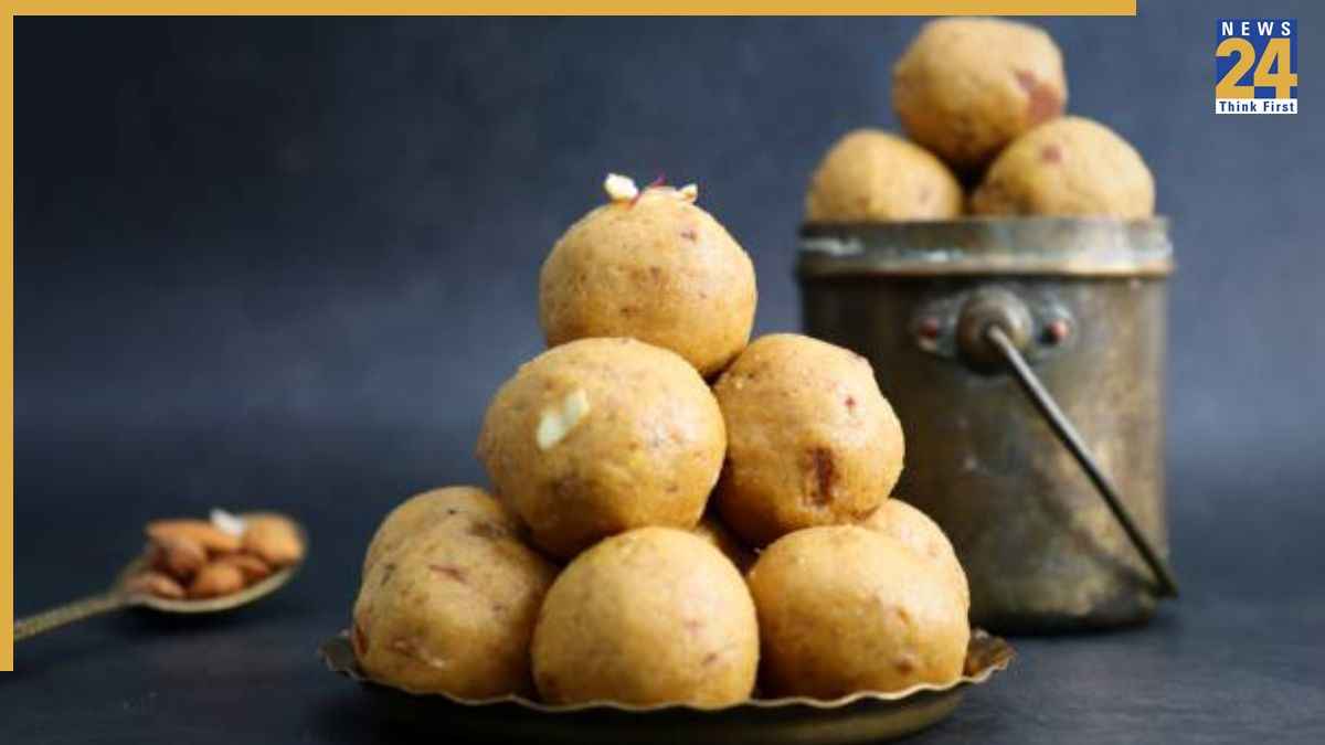 आलू के लड्डू कभी खाए हैं? सावन के लिए रहेंगे परफेक्ट, बस तैयार करने का तरीका जान लीजिए