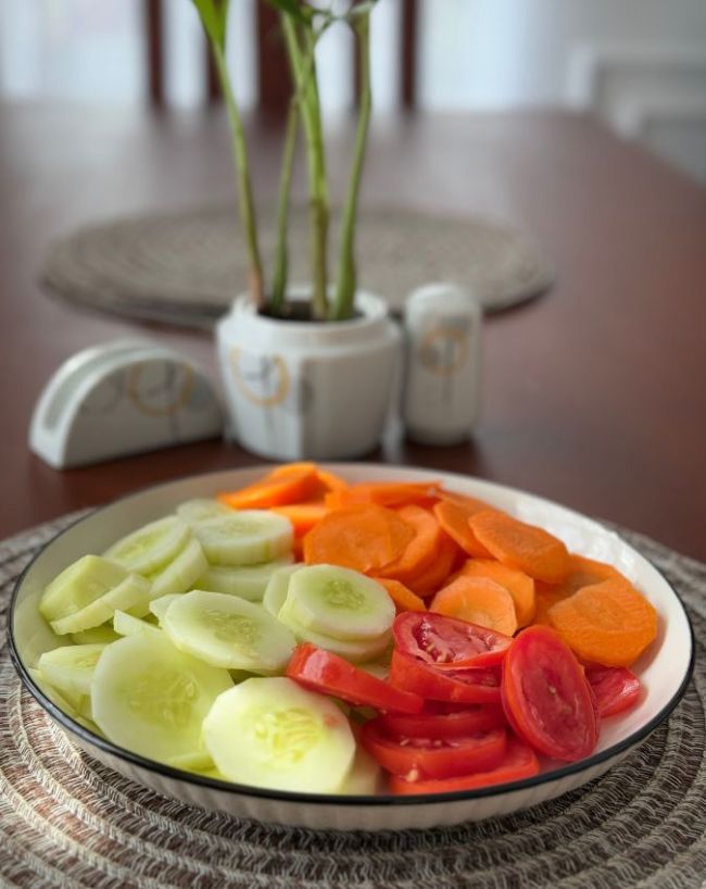 Raw salad side effects-1-2-3-4