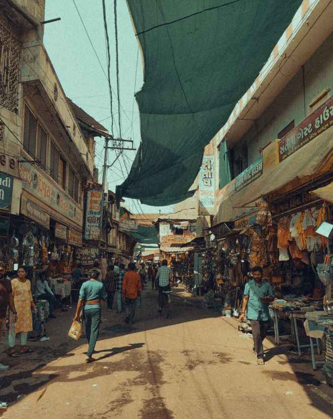 लोकेशन को भी चेक करें