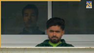 बाबर आजम डगआउट में/ Image Source: Screengrab/ Sky Sports