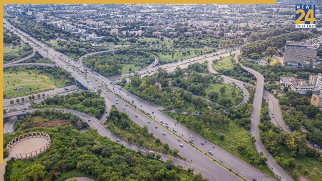 Delhi Mumbai Expressway