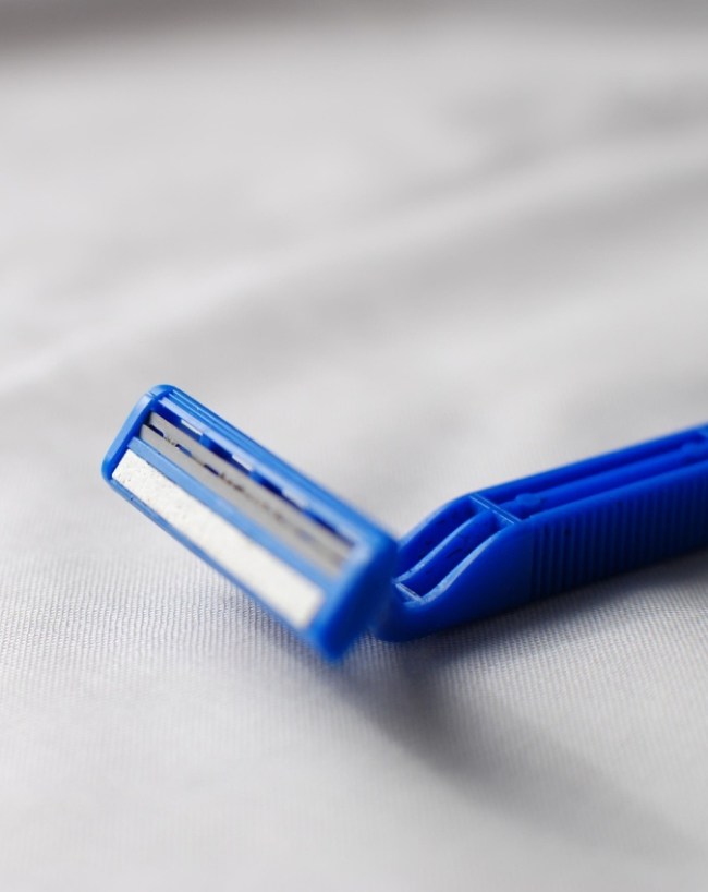 Face Shaving Safe For Women-1-2-3-4-5-6-7