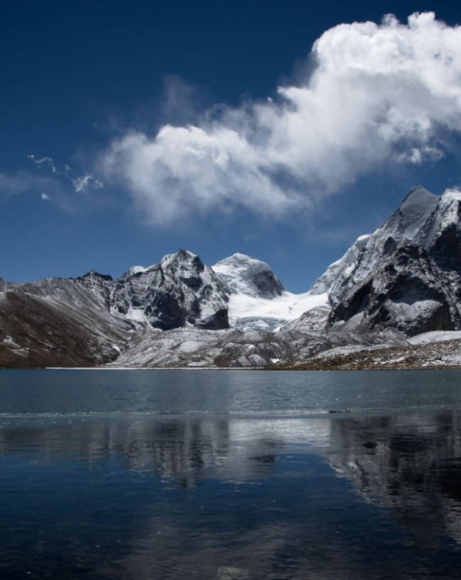 पहाड़ों की खूबसूरती के बीच छुट्टियों का मौका