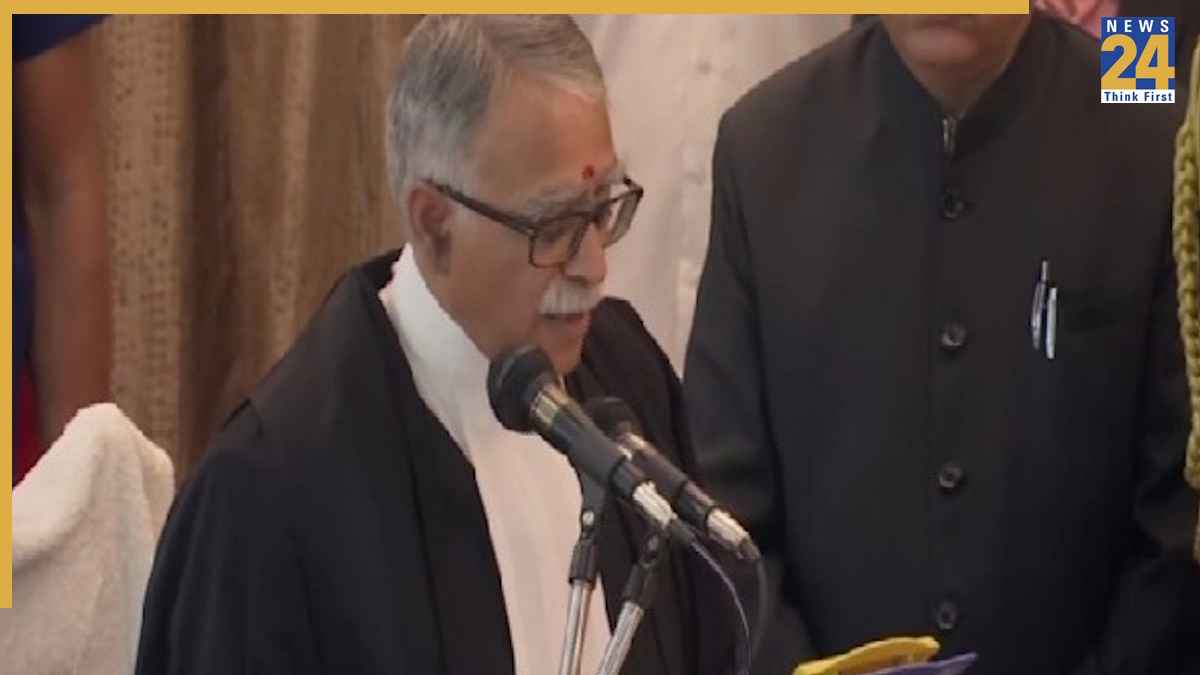 Justice Sanjay Karol, Supreme Court of India, Justice Sanjay Karol Farewell, CJI Surya Kant, Indian Judiciary