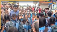 ‘विधायक जी, बच्चों को लूटना बंद करो…’, बस किराया बढ़ा तो सड़क पर उतरीं छात्राएं, बसें रोककर मनवाई मांग