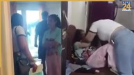 Video: ग्रेटर नोएडा में एक युवक के लिए भिड़ीं 2 लड़कियां, कपड़े फाड़े और बाल नोचे, देखें दोनों में कैसे हुई मारपीट?