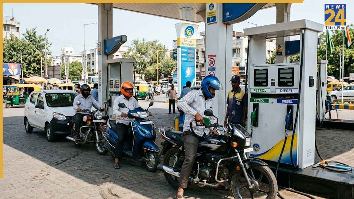Petrol Diesel Price Hike Alert: हिमाचल में आज से महंगा हुआ पेट्रोल-डीजल! लगा अनाथ-विधवा सेस, जानें क्या पूरे देश में बदल गए रेट?