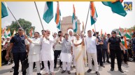 मुख्यमंत्री रेखा गुप्ता की अगुवाई में भव्य तिरंगा यात्रा, कर्तव्य पथ पर गूंजा देशभक्ति का संदेश