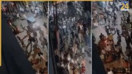 अपने जन्मदिन पर ₹16 में कपड़े बेचने का ऑफर पड़ा भारी, कानपुर में जुटी हजारों की भीड़; दुकान बंद कर भागा मालिक