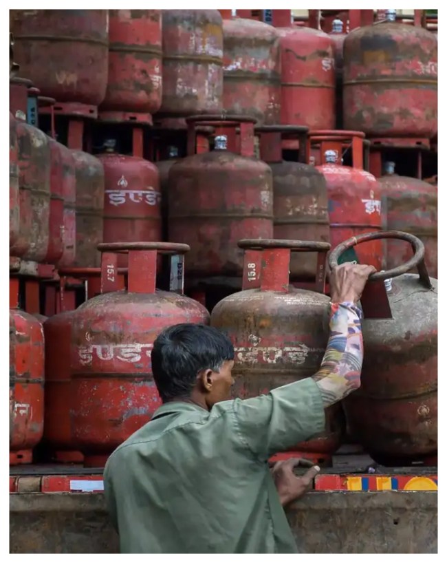 Indane HP Bharat Gas eKYC Rules: 16 अगस्त तक नहीं की e-KYC तो बंद होगी सब्सिडी! जानें आसान तरीका.-1-2-3