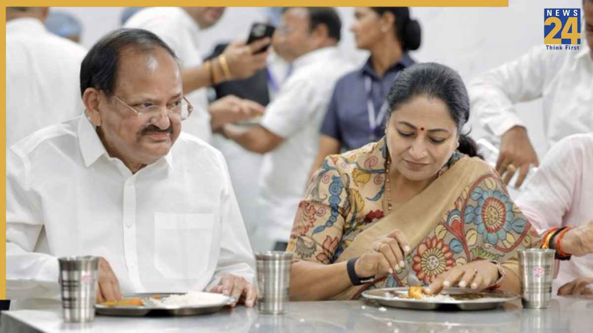 मुख्यमंत्री रेखा गुप्ता के नेतृत्व में दिल्ली सरकार ने पूरा किया 100 अटल कैंटीन का लक्ष्य, 25 नई कैंटीन शुरू