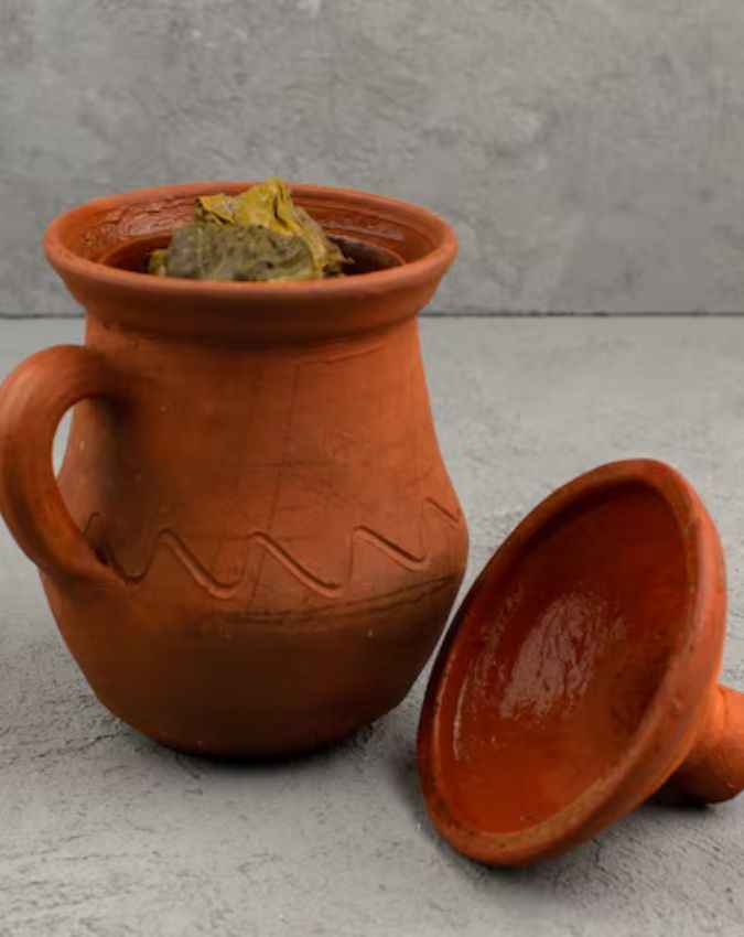 मिट्टी के बर्तन 