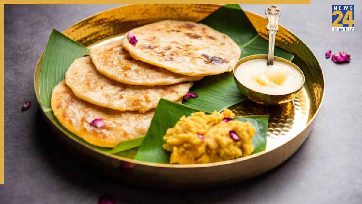 Ganesh Chaturthi Special: गणपति बप्पा को लगाएं महाराष्ट्र की फेमस पूरन पोली का भोग, ऐसे झटपट करें तैयार