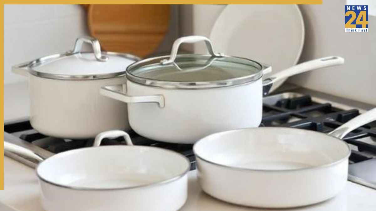 किचन में खाना पकाने के लिए इन 5 बर्तनों को दें जगह, सेहत के लिहाज से हो सकते हैं बेहतर