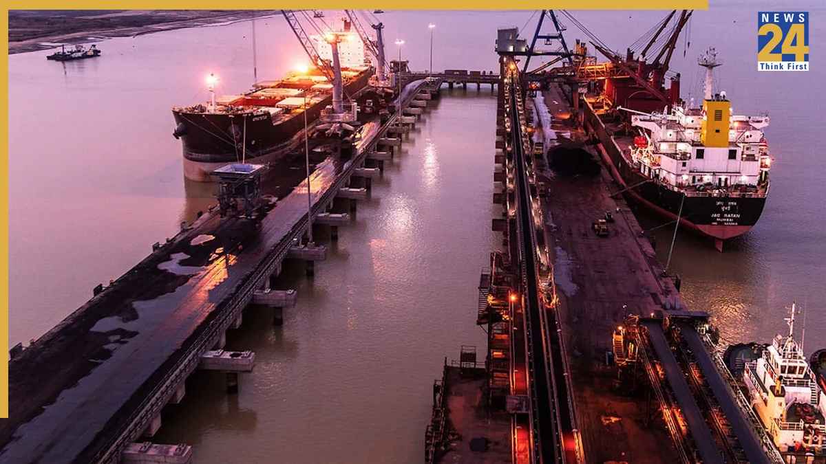 अदाणी ग्रुप के धामरा पोर्ट ने रचा इतिहास, बना देश का पहला 100% ग्रीन एनर्जी से चलने वाला प्राइवेट पोर्ट