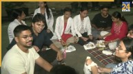 भोपाल में इंटर्न डॉक्टर्स ने सड़क पर डाला डेरा, सरकार के खिलाफ जमकर विरोध-प्रदर्शन; जानिए क्या है मांग