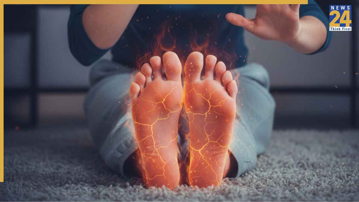 पैरों के तलवों में जलन क्यों रहती है? यह पेरिफेरल न्यूरोपेथी का लक्षण तो नहीं, यहां जानिए Symptoms