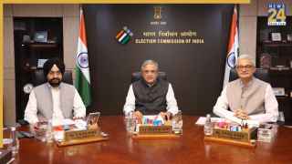फॉर्म 6 के साथ अब नहीं देना होगा एडिशनल डिक्लेरेशन, विवाद के बाद चुनाव आयोग का फैसला