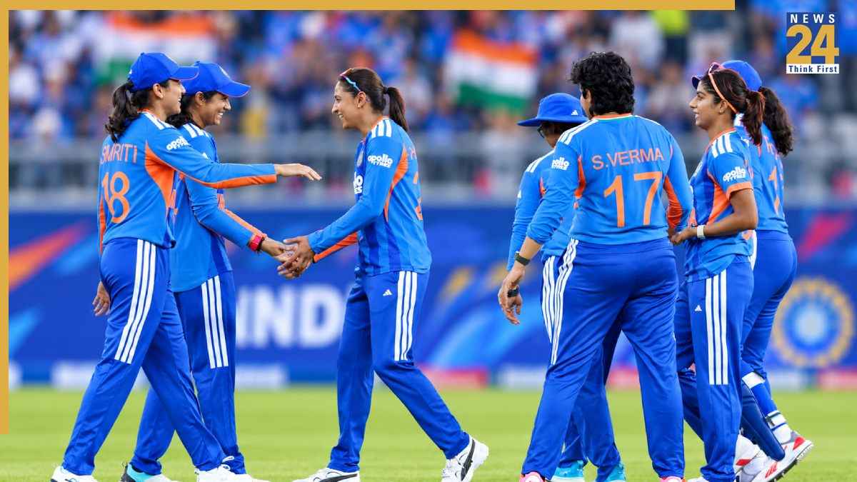 IND W vs BAN W: बांग्लादेश को हराकर एशिया कप के फाइनल में पहुंची टीम इंडिया, दीप्ति-शेफाली का चला जादू