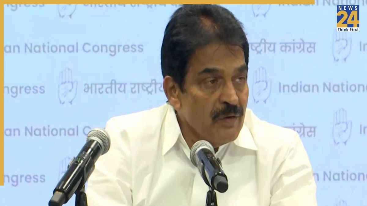 'PM को पद पर बने रहने का कोई नैतिक अधिकार नहीं', ECI विवाद पर केसी वेणुगोपाल ने साधा निशाना