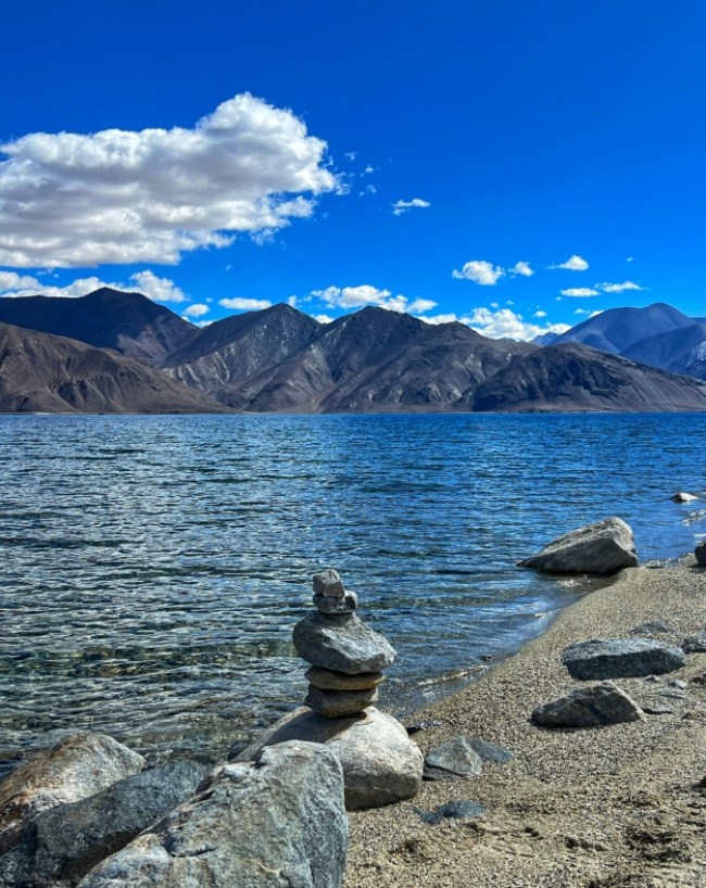 फ्लाइट की बुकिंग पहले करें