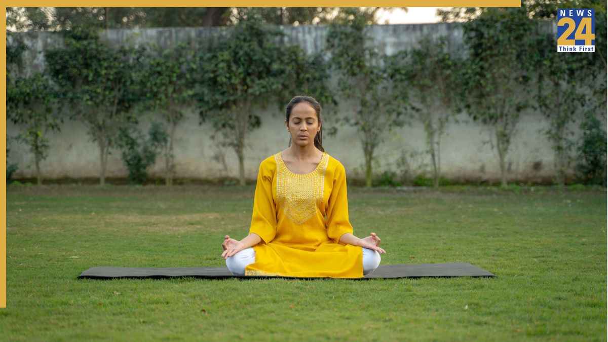 सुबह ये 5 प्राणायाम करना फायदेमंद बताते हैं बाबा रामदेव, सेहत दुरुस्त रखने के लिए रोज करने की दी सलाह