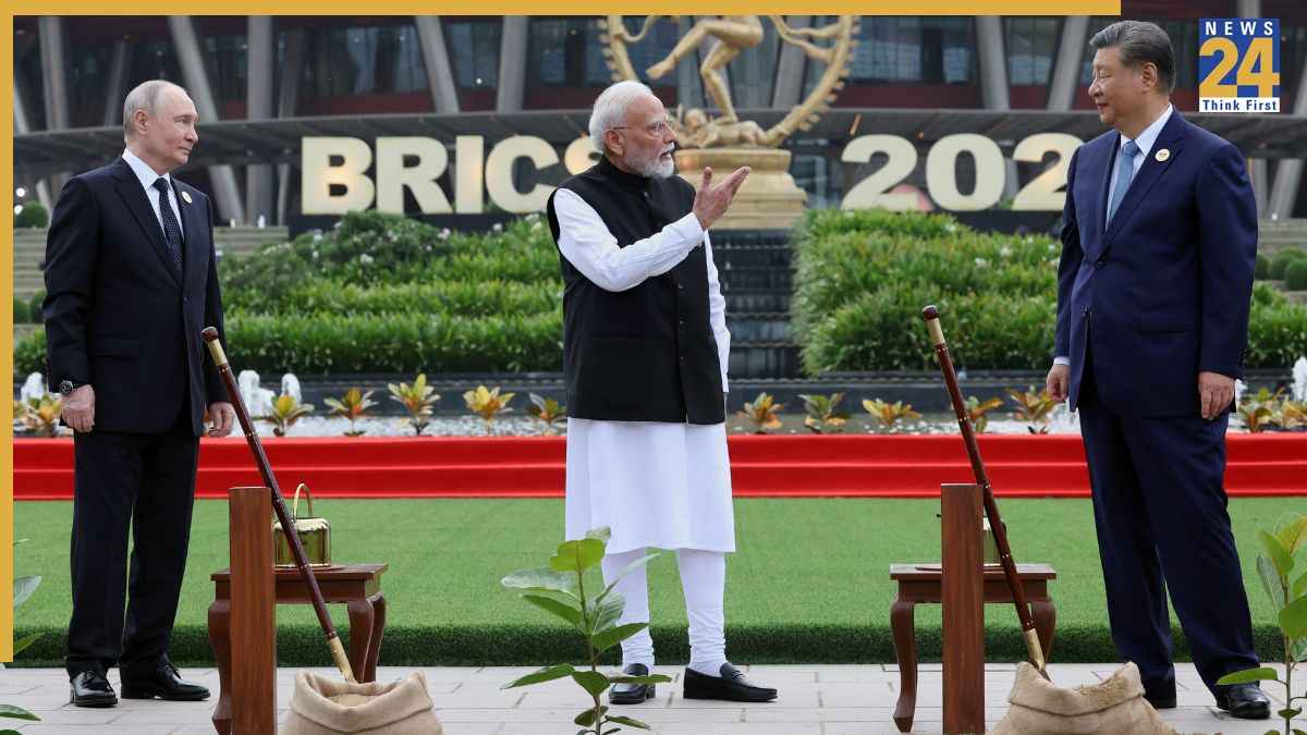Putin Modi Jinping PTI