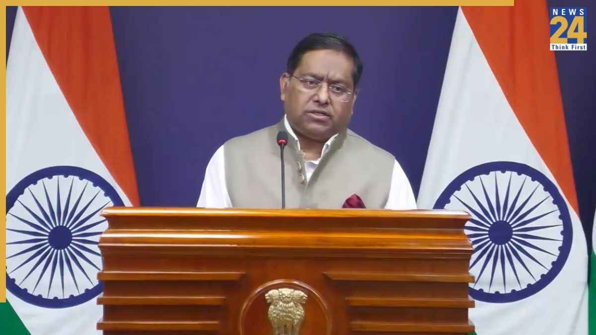 पाकिस्तान के आरोपों पर भारत ने दिया करारा जवाब, नौसेना टकराव की बात को किया पूरी तरह खारिज