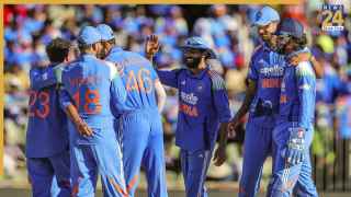 IND vs WI: टीम इंडिया को इन 4 गेंदबाजों ने किया बहुत निराश, वनडे टीम से कट सकता है पत्ता