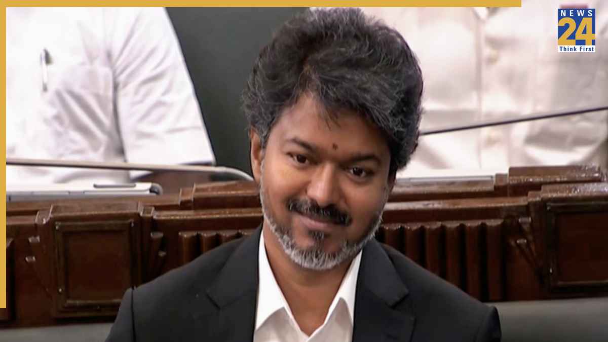 तमिलनाडु उपचुनाव में TVK ने उतारे उम्मीदवार, DMK से सीधा मुकाबला; AIADMK भी मैदान में