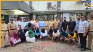 Mumbai fake IT raid, Special 26 style raid in Mumbai, Andheri police raid, fake Income Tax raid in Mumbai, Mumbai extortion case