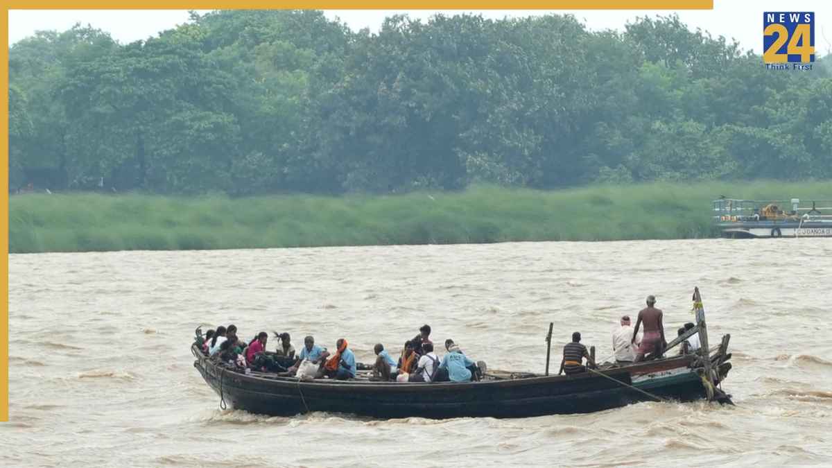 नेपाल में में फिर बाढ़ का खतरा! खतरे के निशान से ऊपर बह रही तीन बड़ी नदियां