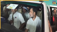 रायबरेली में दिशा की बैठक में राहुल गांधी ने दिखाईं खराब सड़कों की तस्वीरें, अधिकारियों से मांगा जवाब