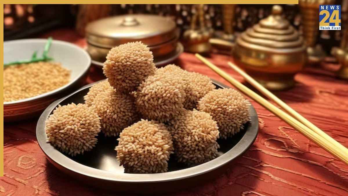 how to make til ke laddu for Navratri