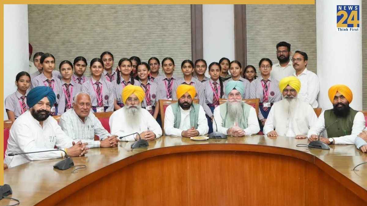 युवा पंजाब की सबसे बड़ी ताकत हैं, हम उन्हें पंजाब का भविष्य उज्ज्वल बनाने के अवसर प्रदान कर रहे हैं: मुख्यमंत्री भगवंत सिंह मान