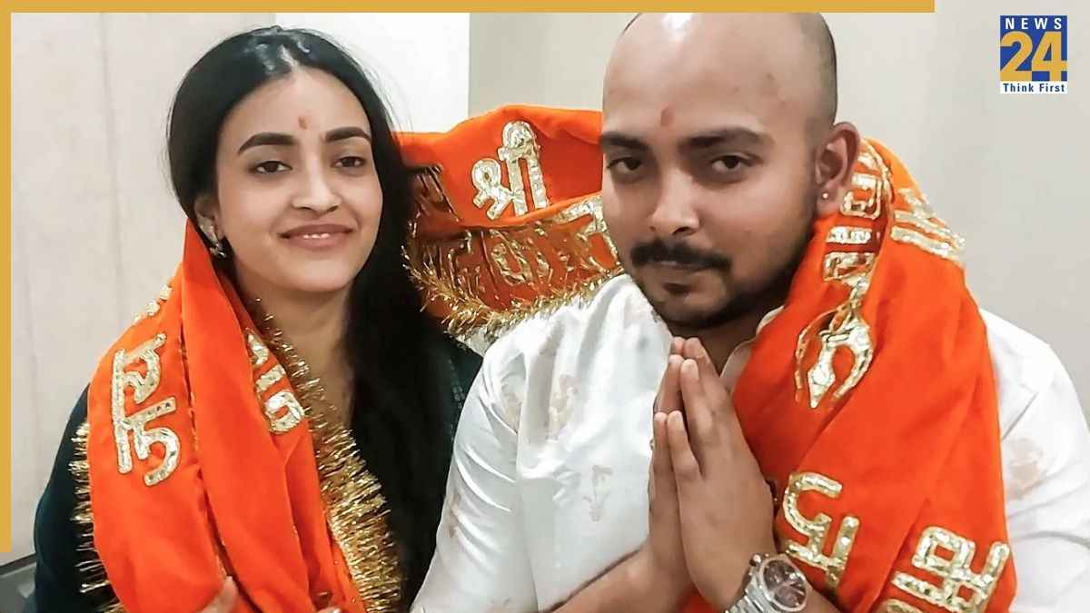 पृथ्वी शॉ और आकृति अग्रवाल/ Image Source: ANI