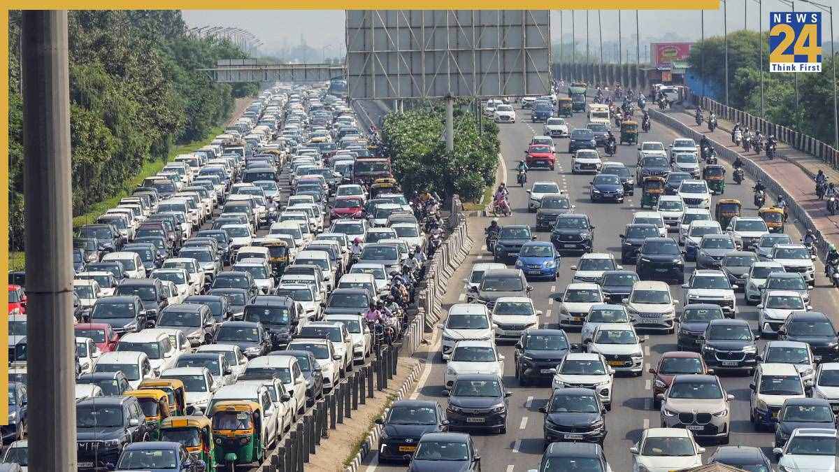 Delhi Traffic | Route Diversion | CJP Protest