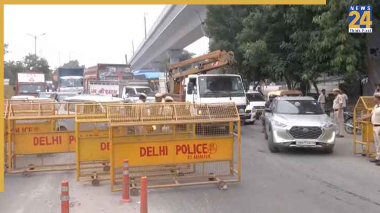 दिल्ली में ट्रैफिक को लेकर एडवाइजरी जारी, कनॉट प्लेस के लिए रहें सावधान!